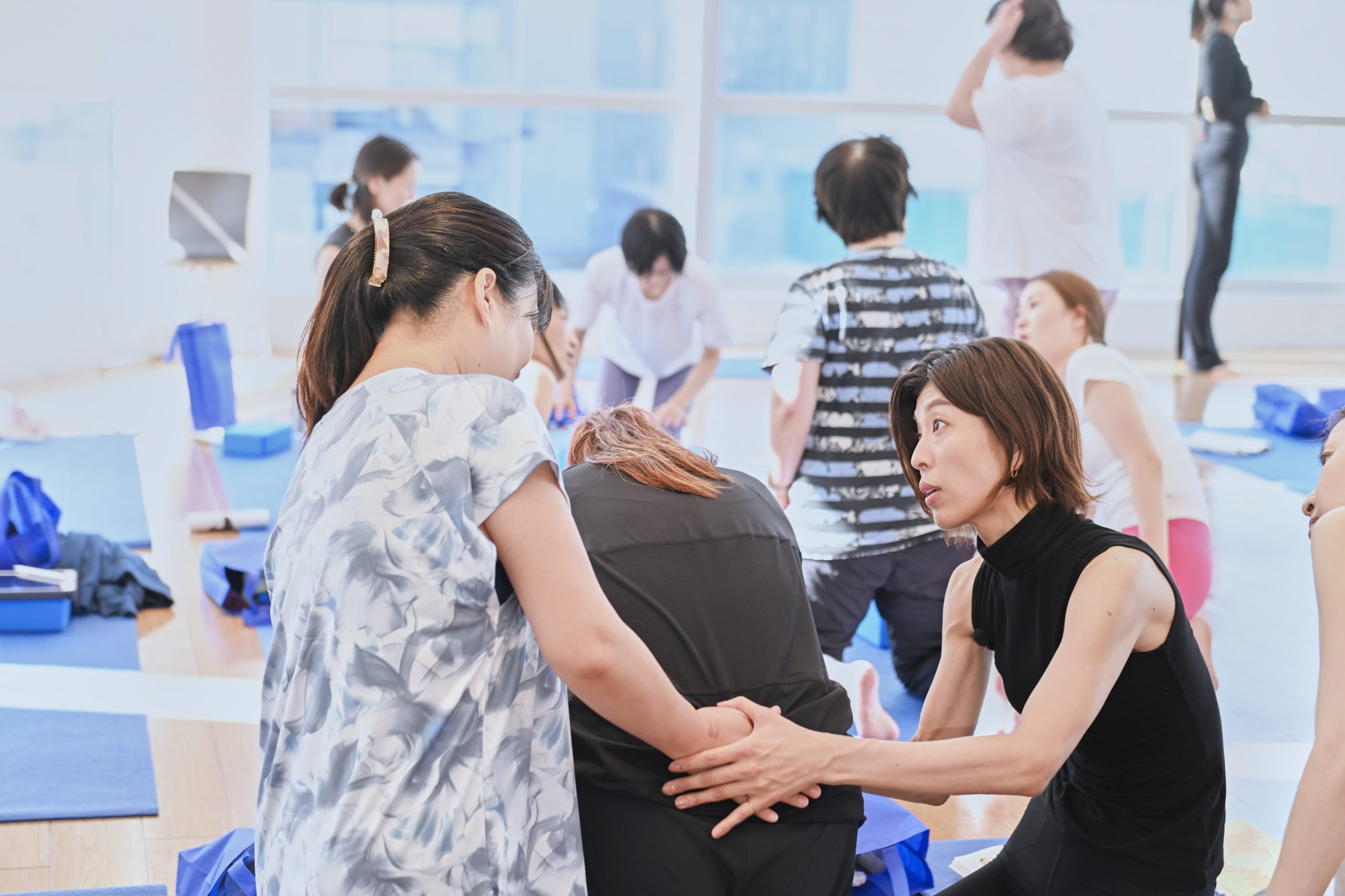 ちとみ(CHITOMI)が受講者を直接指導している様子